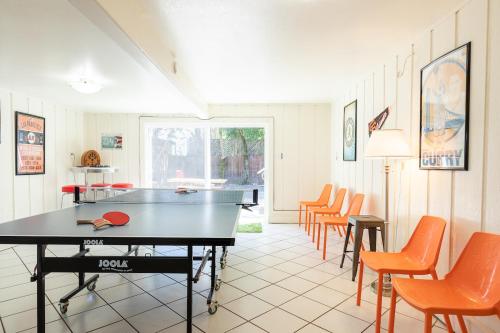 Happy Days Downtown Guerneville BBQ Game Room Fast WiFi Dog Friendly - photo 13