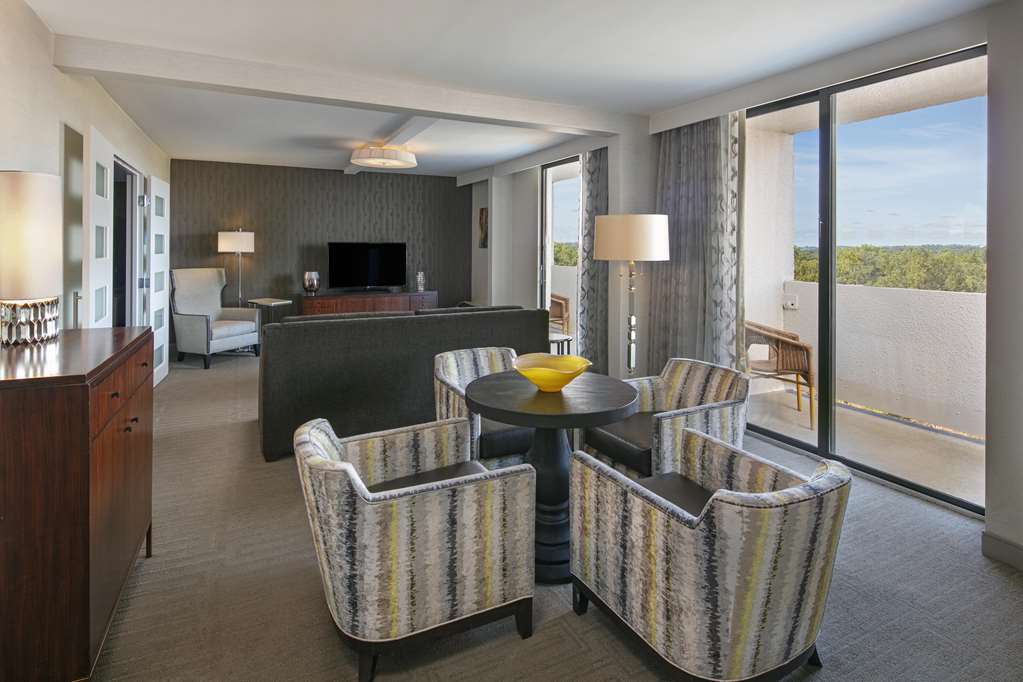 Sonesta Charlotte Lower South End - photo 29