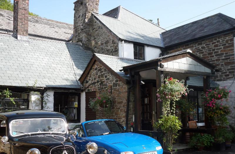 Harrabeer Country House — 4-Star Luxury Hotel in Yelverton, United Kingdom