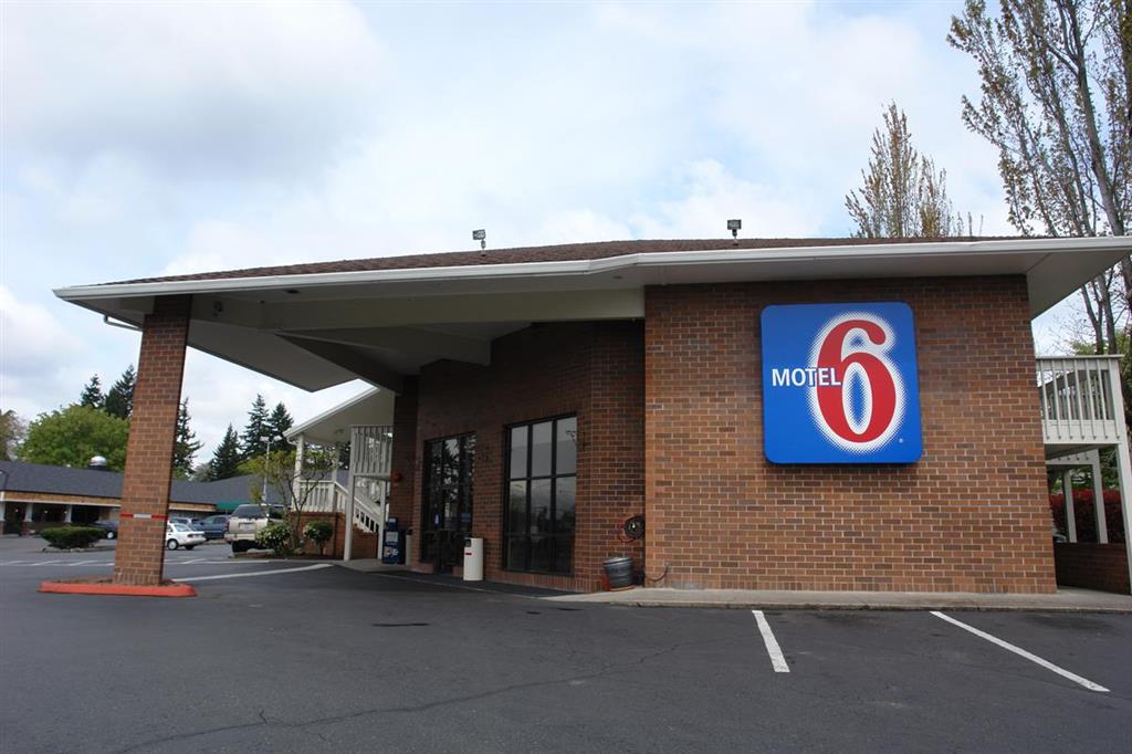 Motel 6 Vancouver WA - photo 2