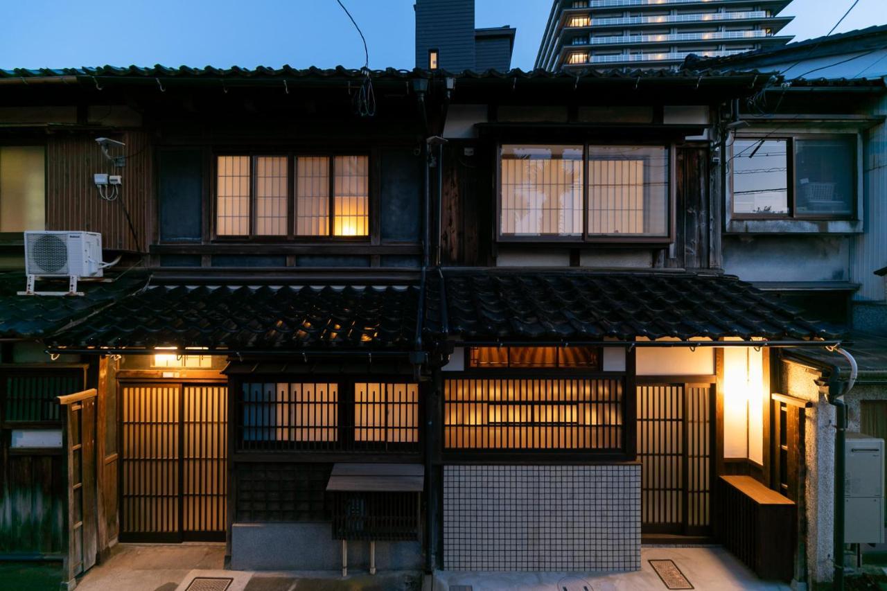 La Fotografia Marrone in Kanazawa, Japan