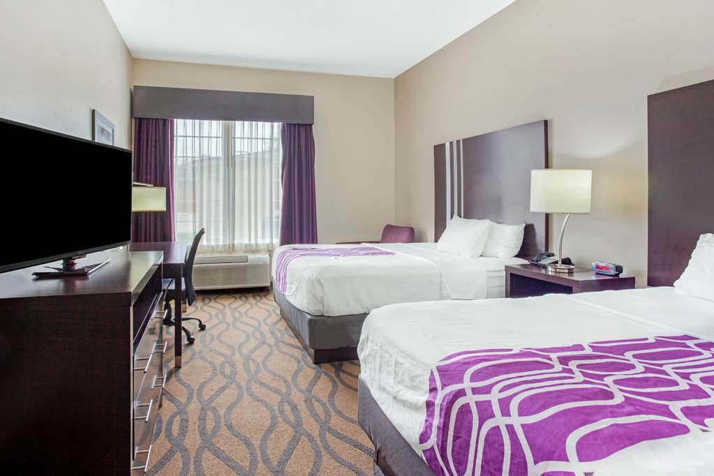 La Quinta Inn & Suites by Wyndham Luling - photo 13