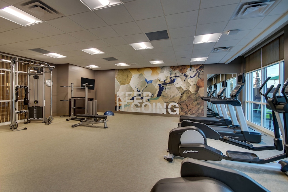 SpringHill Suites by Marriott Gulfport I 10 - photo 11