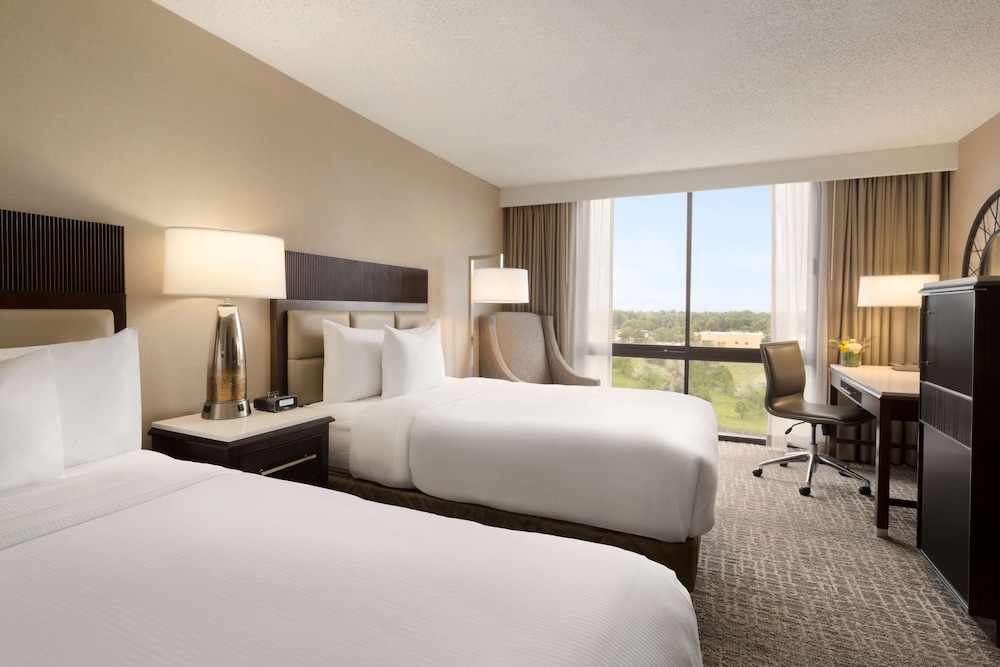 Hilton Fort Collins - photo 20