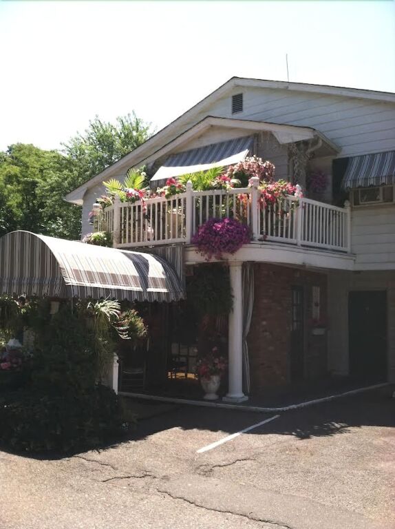 Holly Hill Motel - photo 7
