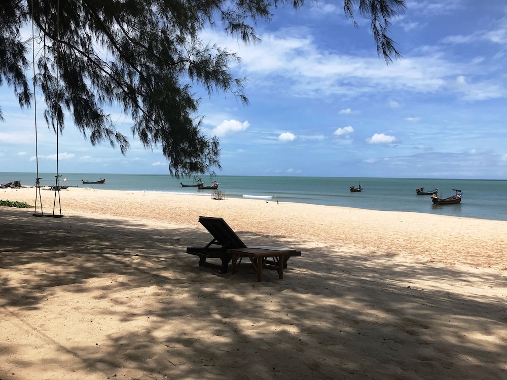 Ao Thai Resort - last minute hotel in Sathing Phra