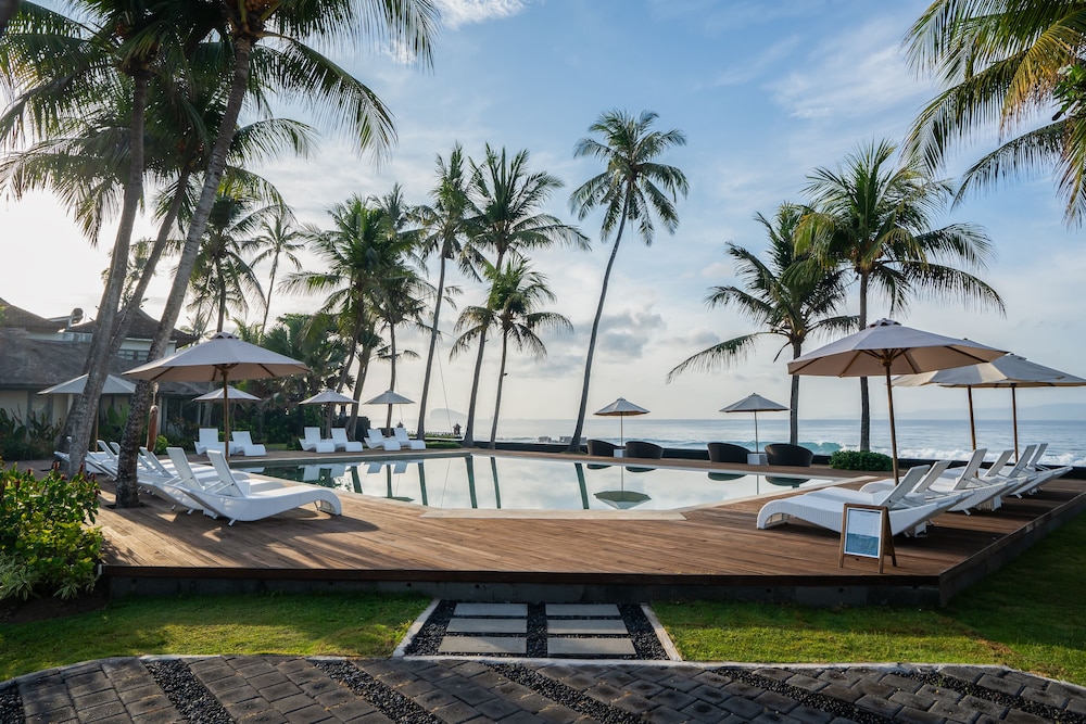Nirwana Beach & Resort - last minute hotel in Bali