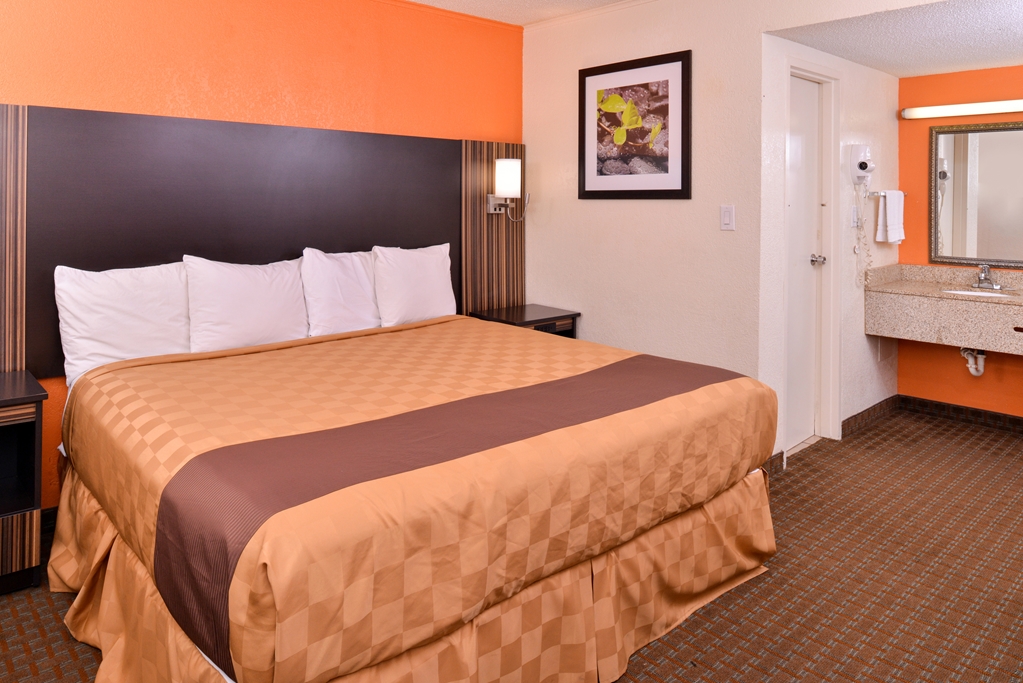 Americas Best Value Inn Ponca City - photo 6