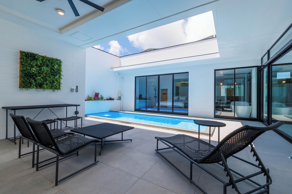 Class The First in Miyakojima, Japan