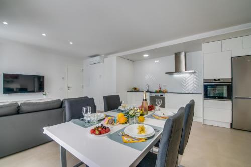 Ideal Property Mallorca Son Vent Muntanya 1 — 4-Star Luxury Hotel in Puebla De Sancho Perez, Spain