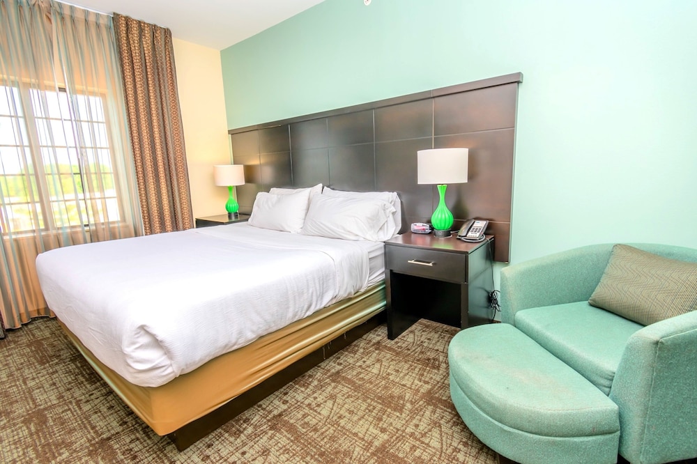 Staybridge Suites Houston IAH Beltway 8 by IHG - photo 18