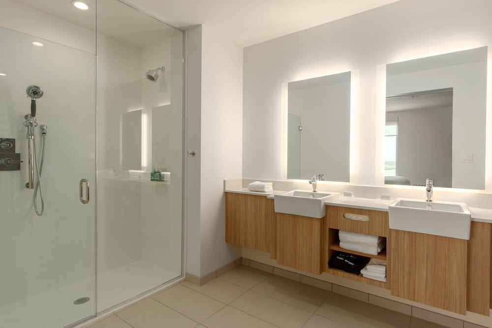 SpringHill Suites by Marriott Bradenton Downtown Riverfront - photo 15