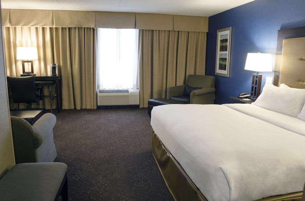 Holiday Inn Fargo by IHG - photo 24