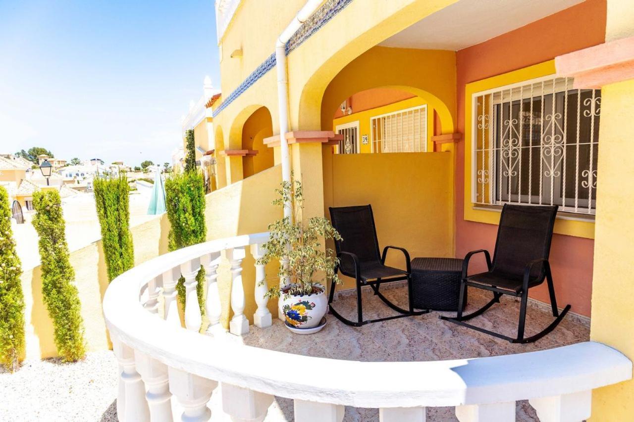 Fabulous 3 Bed House with 4 Communal Pools — 4-Star Luxury Hotel in Orihuela, Spain