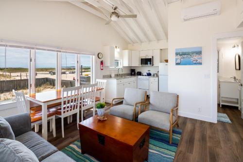 Truro Beach Cottages - photo 86