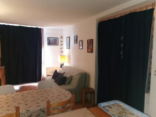 Chez Les Copines Randonneuses - last minute hotel in Unknown City