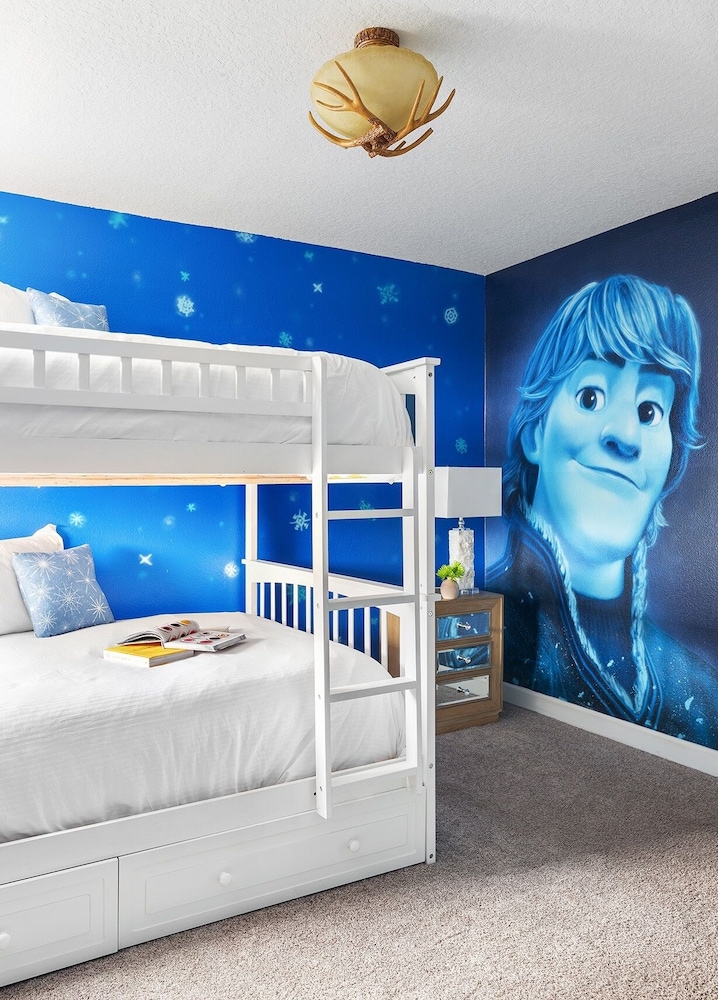 Orlando Resort Retreat Theme Park Haven 8 Bedroom Home by Overmoon - photo 12