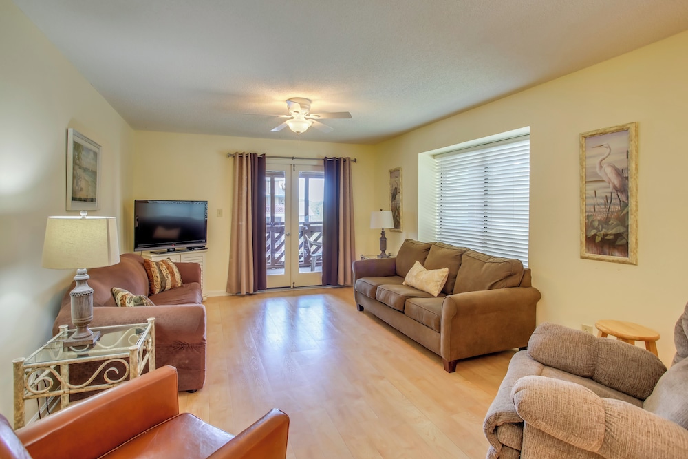 3 Blocks To Ocean Resort Condo in Myrtle Beach - photo 3