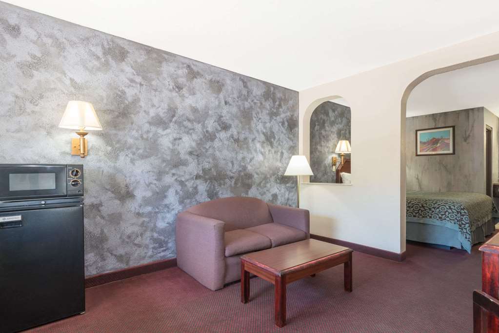 Days Inn by Wyndham Ruidoso Downs - photo 30