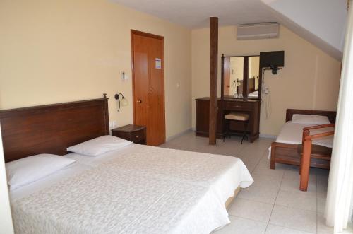 Rihios Hotel — Stavros — photo 2
