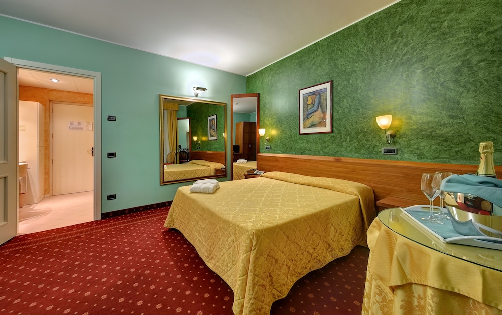 Hotel Motel Sporting pet-friendly hotel Ripalta Guerina