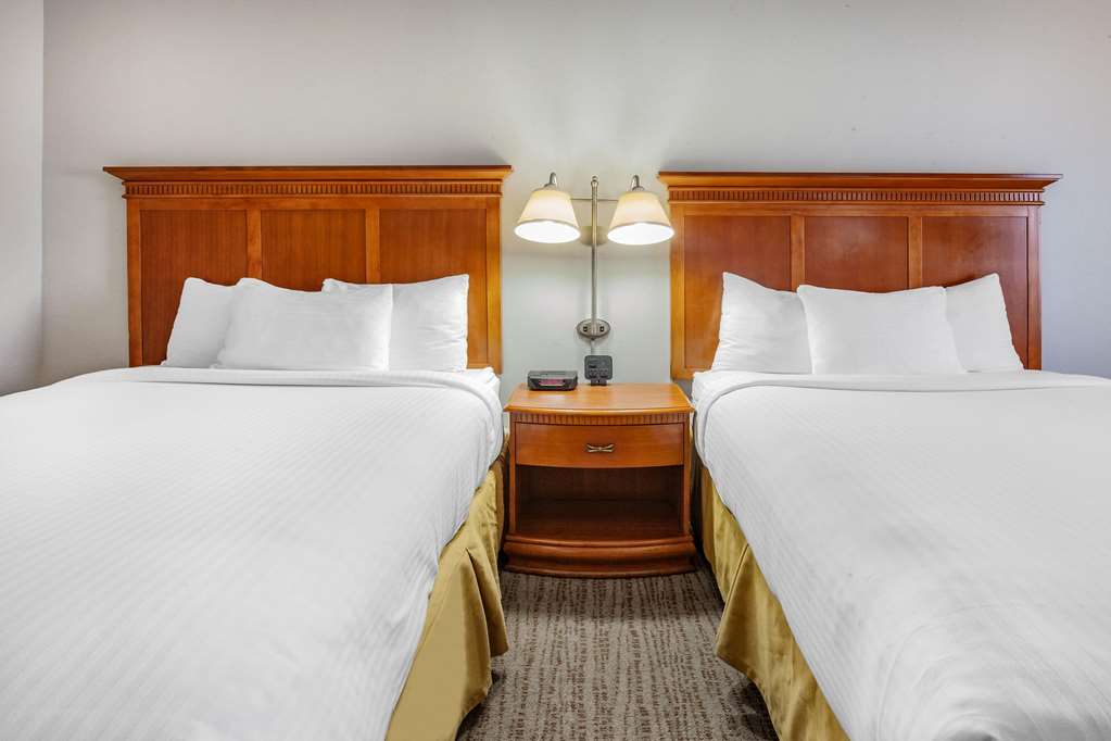 Days Inn by Wyndham Altavista - photo 22