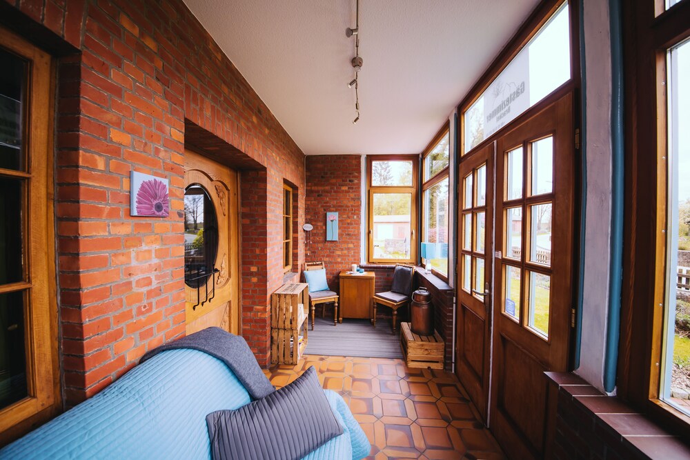 Gästezimmer Brackel — 4-Star Luxury Hotel in Brackel, Germany