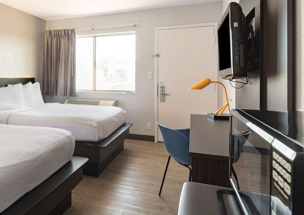 Motel 6 Del Rio Tx - photo 24