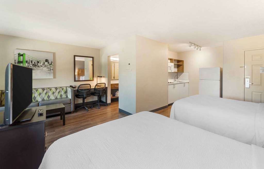 Extended Stay America Premier Suites Miami Airport Doral 25th Street - photo 21