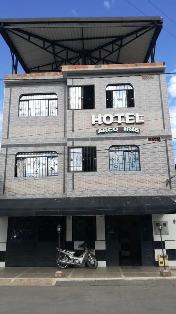 Hotel Arcoiris - carbon neutral hotel in Girardot City