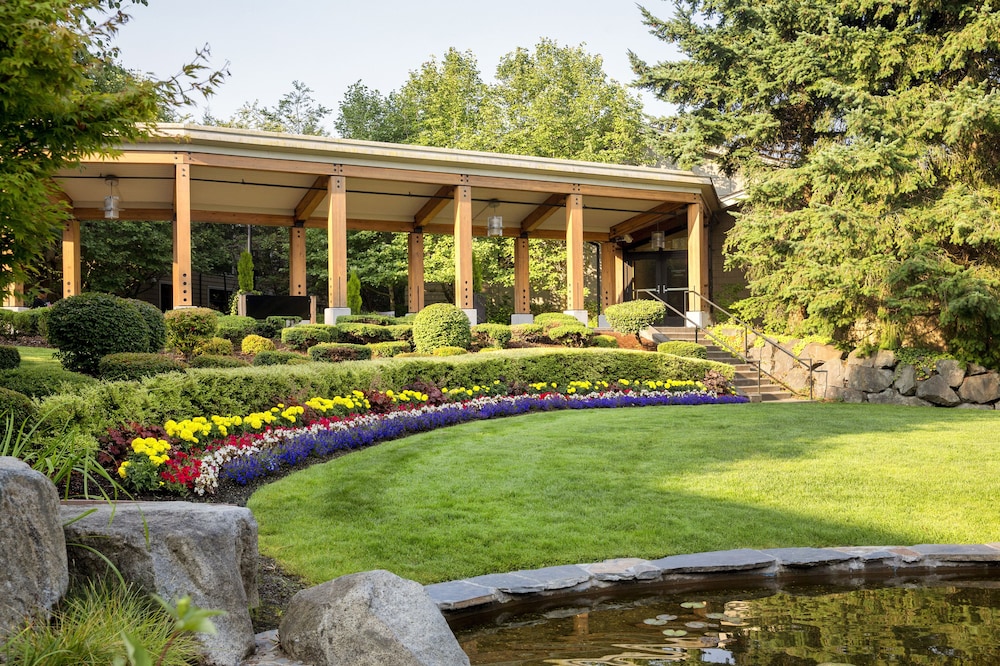 Cedarbrook Lodge - photo 26