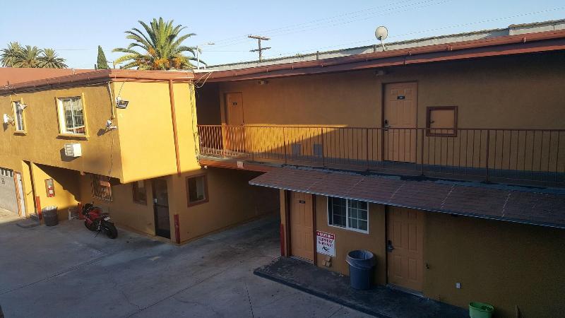 Central Inn Motel on 41 Street - photo 21
