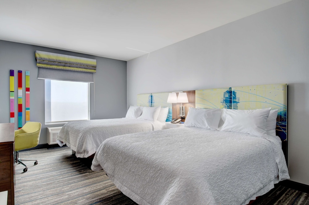 Hampton Inn & Suites Portland West - photo 26