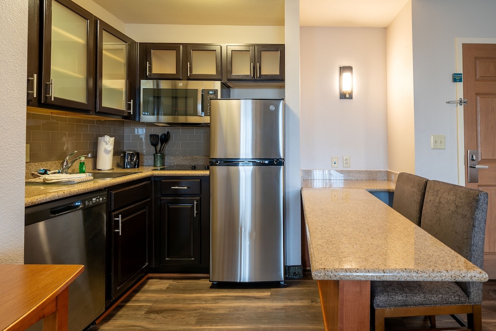 Staybridge Suites Houston West Energy Corridor by IHG - photo 21