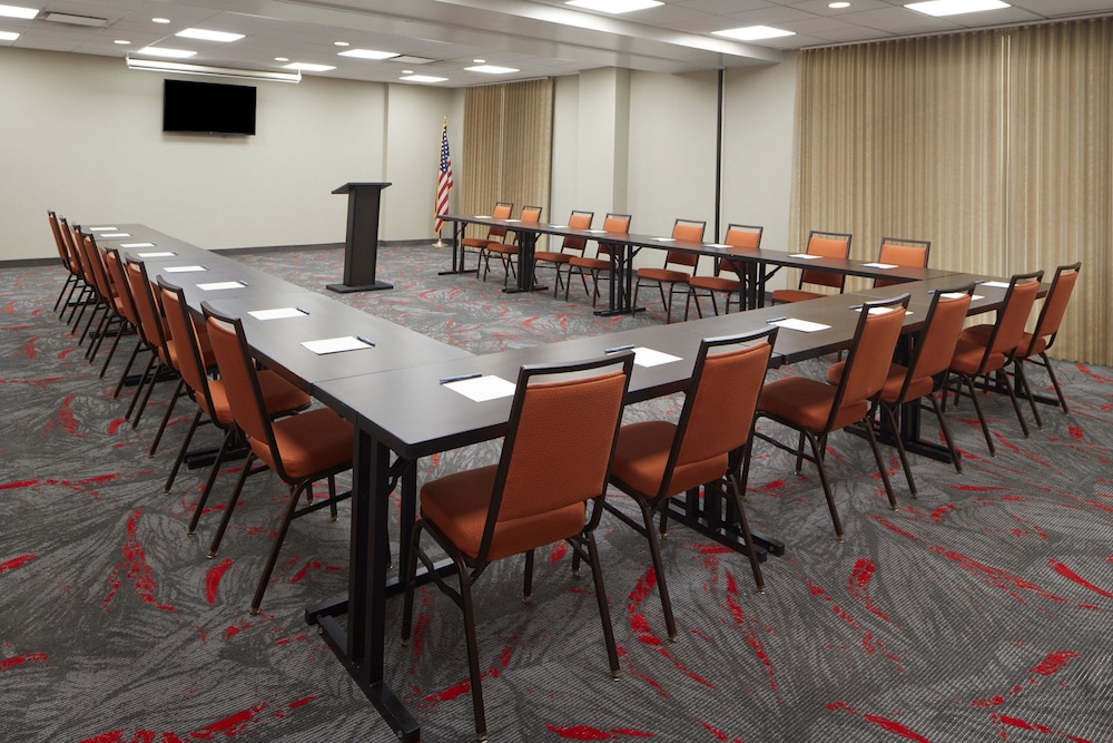 Fairfield Inn & Suites by Marriott Columbus OSU - photo 38