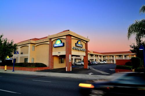 Days Inn by Wyndham Downey - photo 23