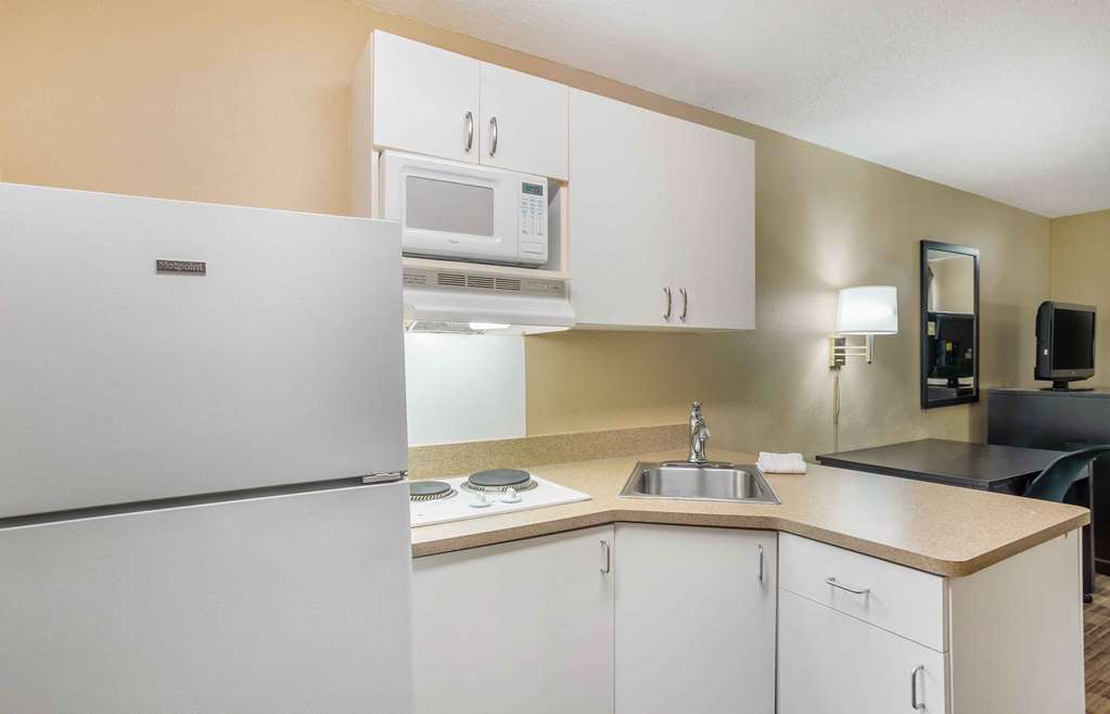 Extended Stay America Suites Philadelphia Horsham Welsh Rd - photo 32