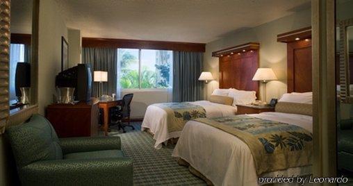 Hilton Fort Lauderdale Airport - photo 6