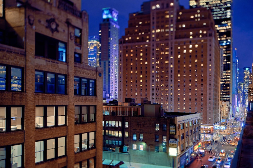 TownePlace Suites by Marriott New York Manhattan - photo 25