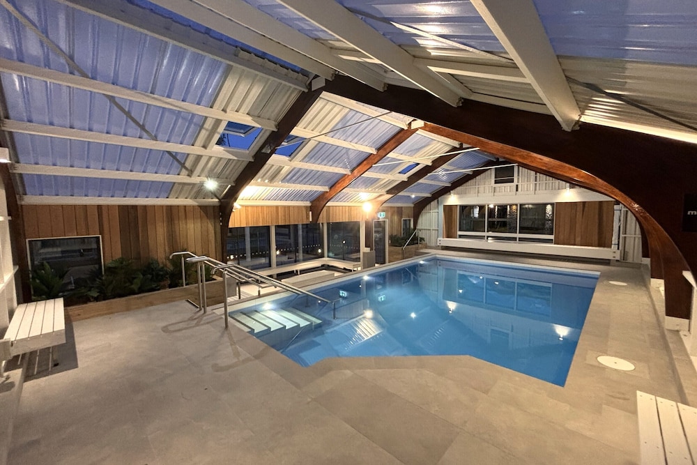 Tasman Holiday Parks Christchurch — 5-Star Luxury Hotel in Christchurch, New Zealand