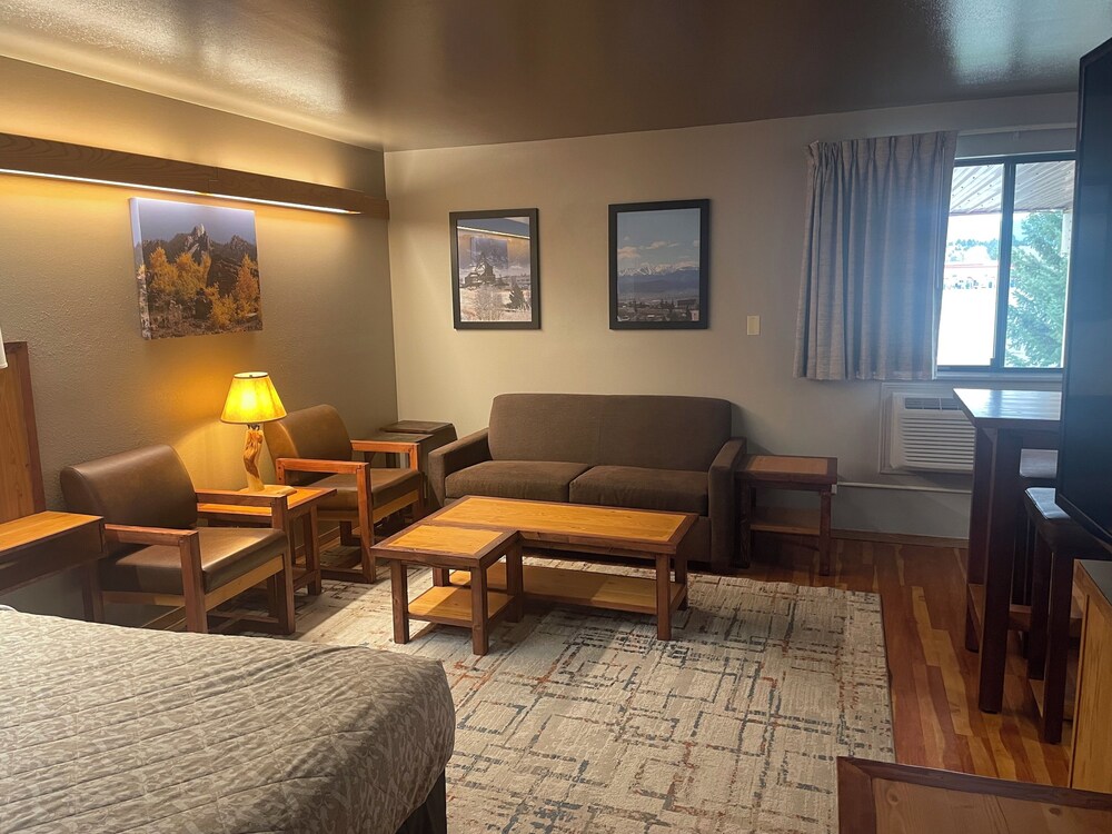Americas Best Value Inn Butte - photo 21