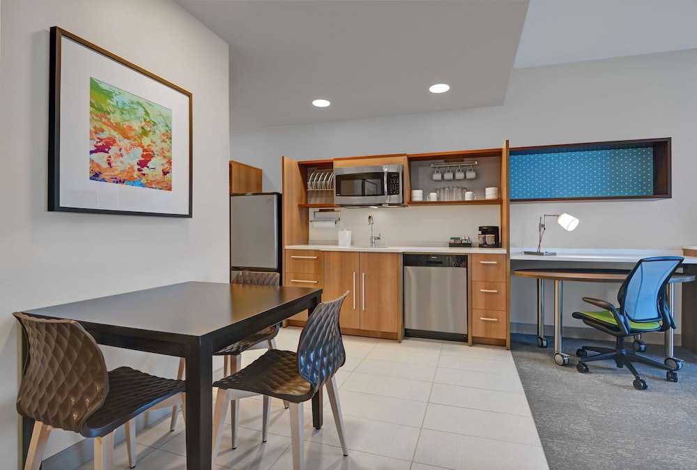 Home2 Suites by Hilton Fort Myers Colonial Blvd - photo 12