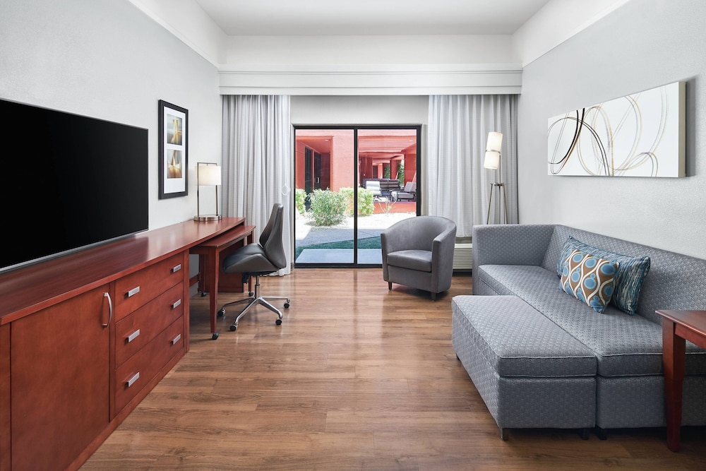 Courtyard by Marriott Scottsdale North - photo 11