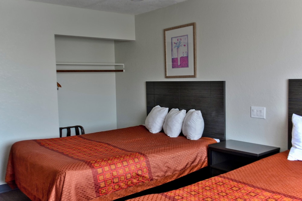The Maverick Motel Main Street USA Collection by PNW Hospitality - photo 34