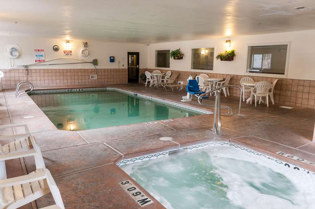 Quality Suites Albuquerque Airport - photo 39