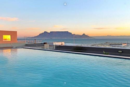 Infinity Serenity Coastal Living with Views in Blouberg