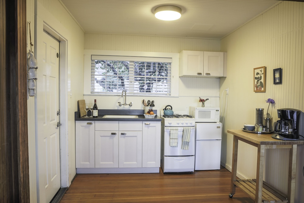 The Inn at Schoolhouse Creek - photo 29