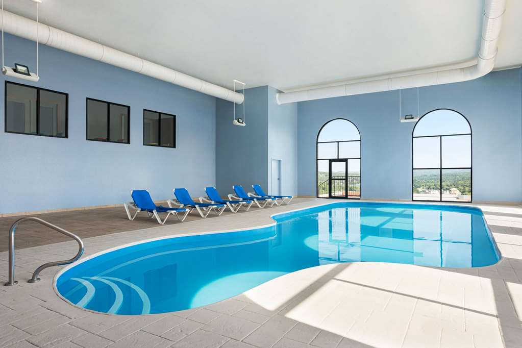 AmericInn by Wyndham Branson & Conference Center - photo 9