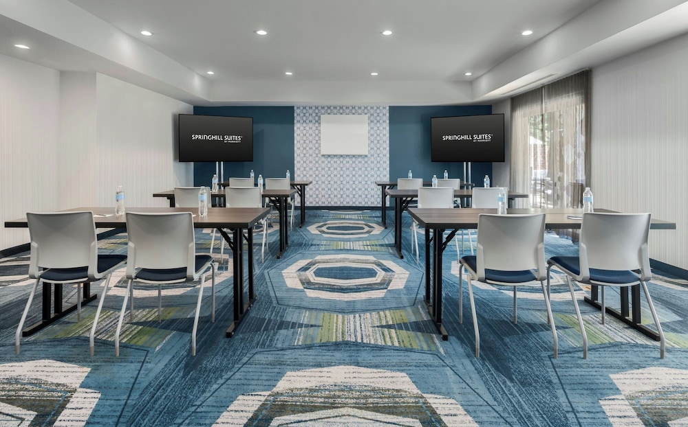 SpringHill Suites by Marriott Herndon Reston - photo 23