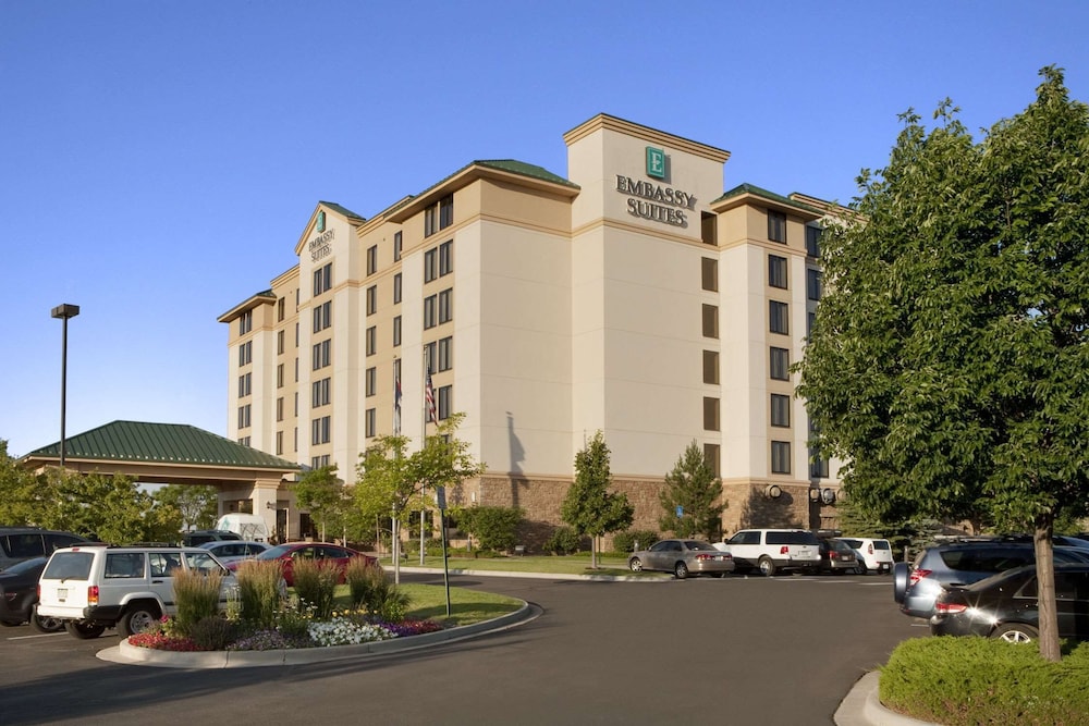Embassy Suites by Hilton Denver International Airport in Denver, United States